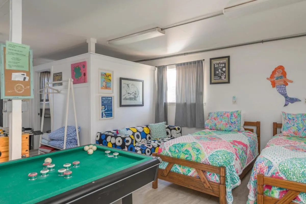 My Tybee Queen Holiday home