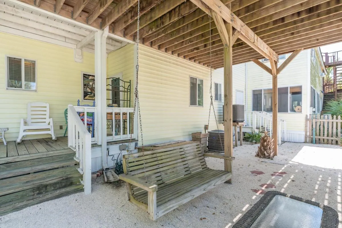 Somewhere In Tybee Upstairs And Downstairs Tybee Island