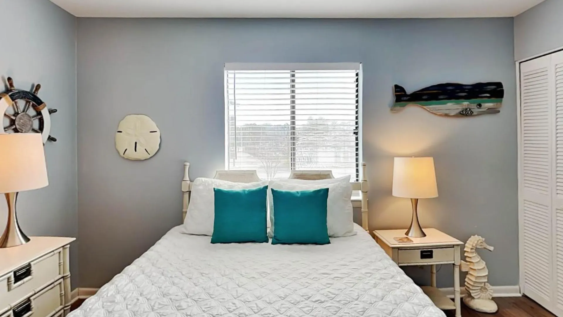 Lighthouse Point 20a