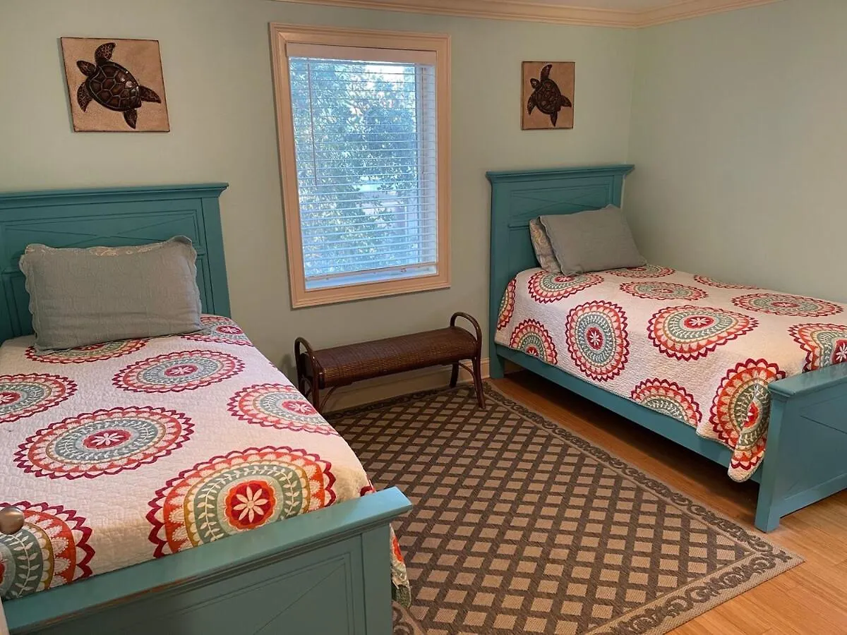 Apartment Brass Rail 319-premier On Tybee Island-sleeps 10-2 Pools &