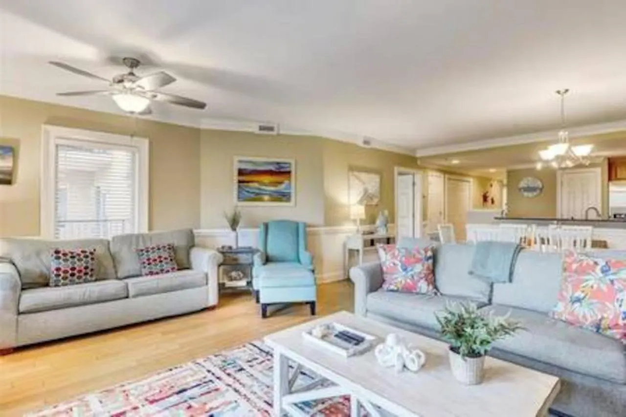 Holiday home Downtown Tybee-brass Rail-3 Bed-2 Covered Parking