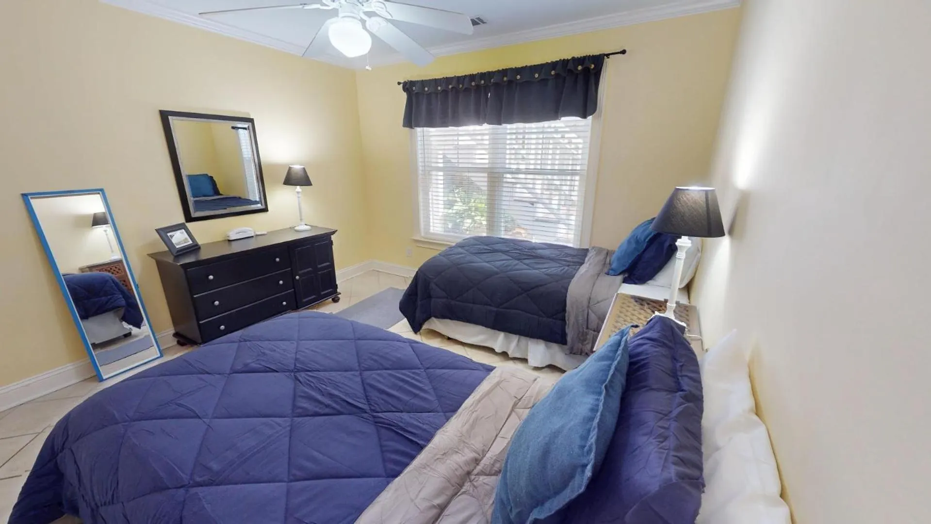 1308 Lovell Avenue By Tybee Vacation *