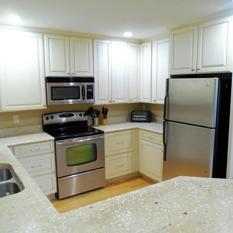Tybee Retreat Unit 1 *