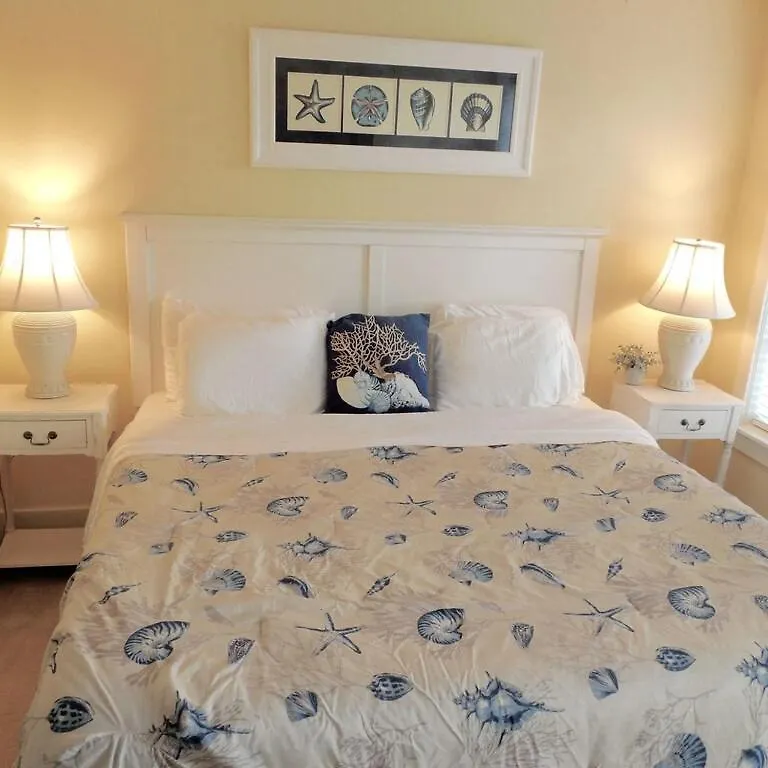Tybee Retreat Unit 1 Aparthotel