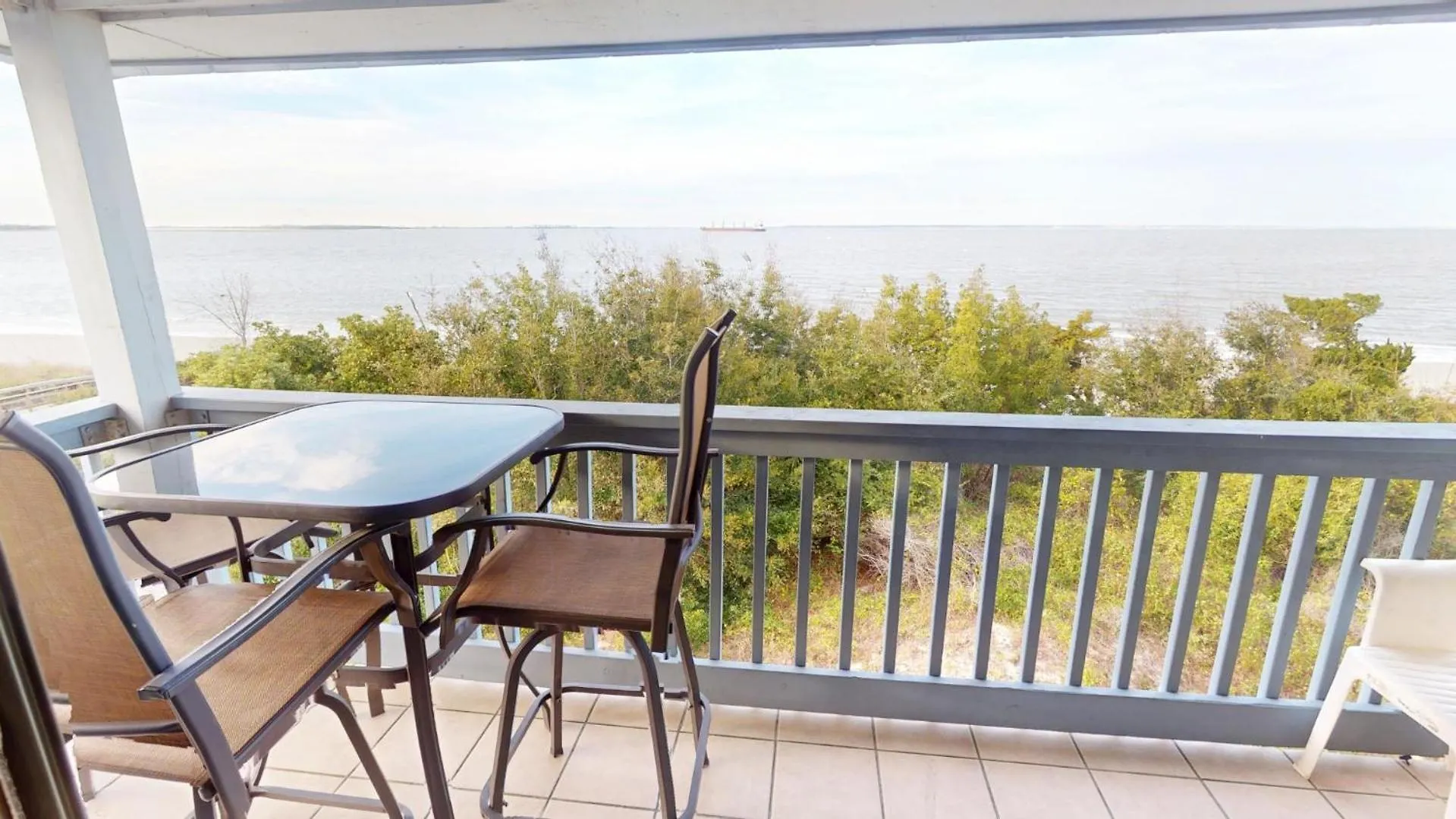 Savannah And Racquet Club 308b By Tybee Vacation Holiday home