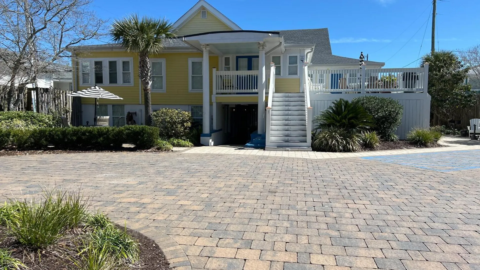 Georgianne Main House * Tybee Island
