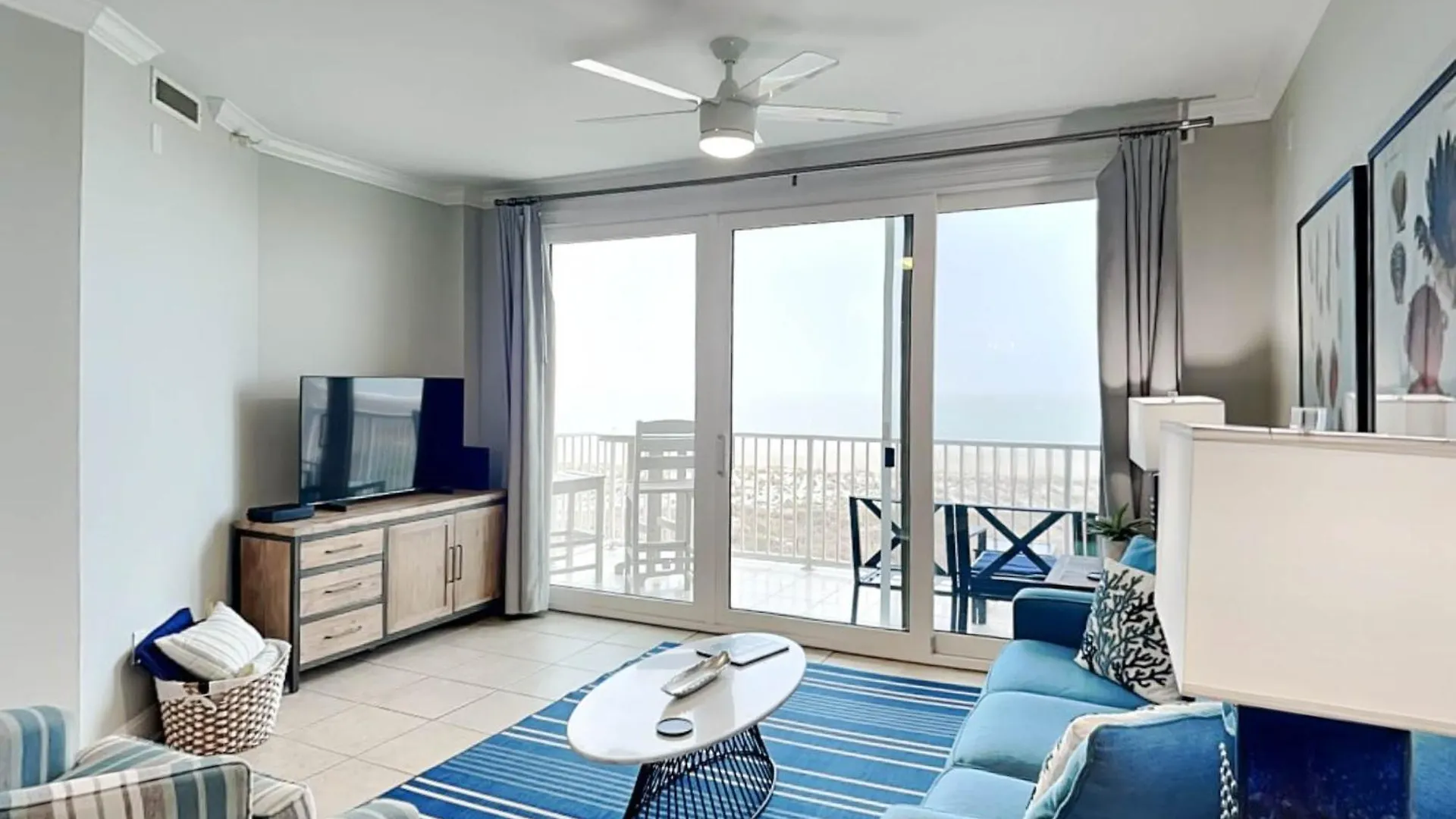 Apartment House 433