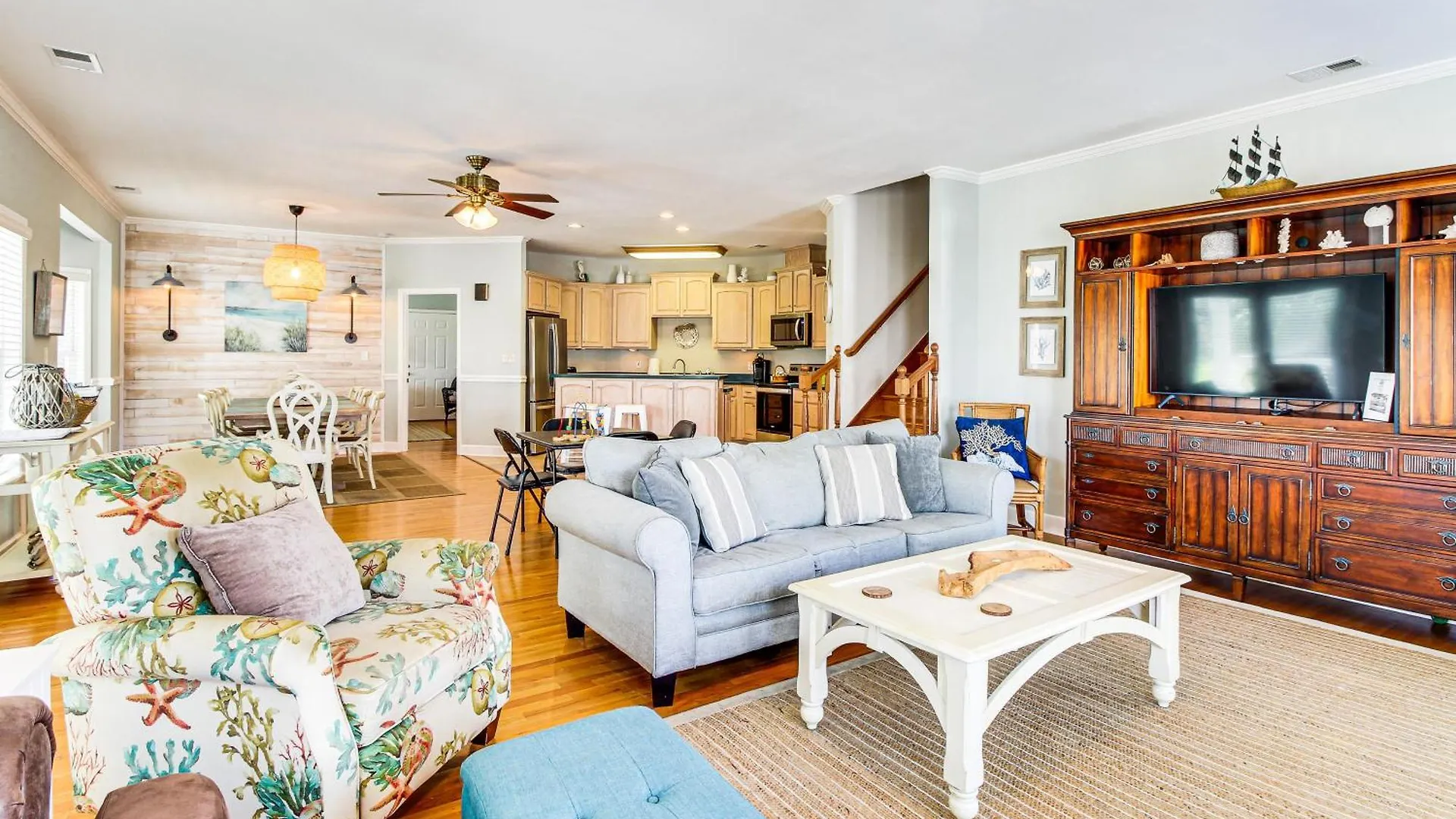 Holiday home Spacious Retreat With Private Pool Tybee Island