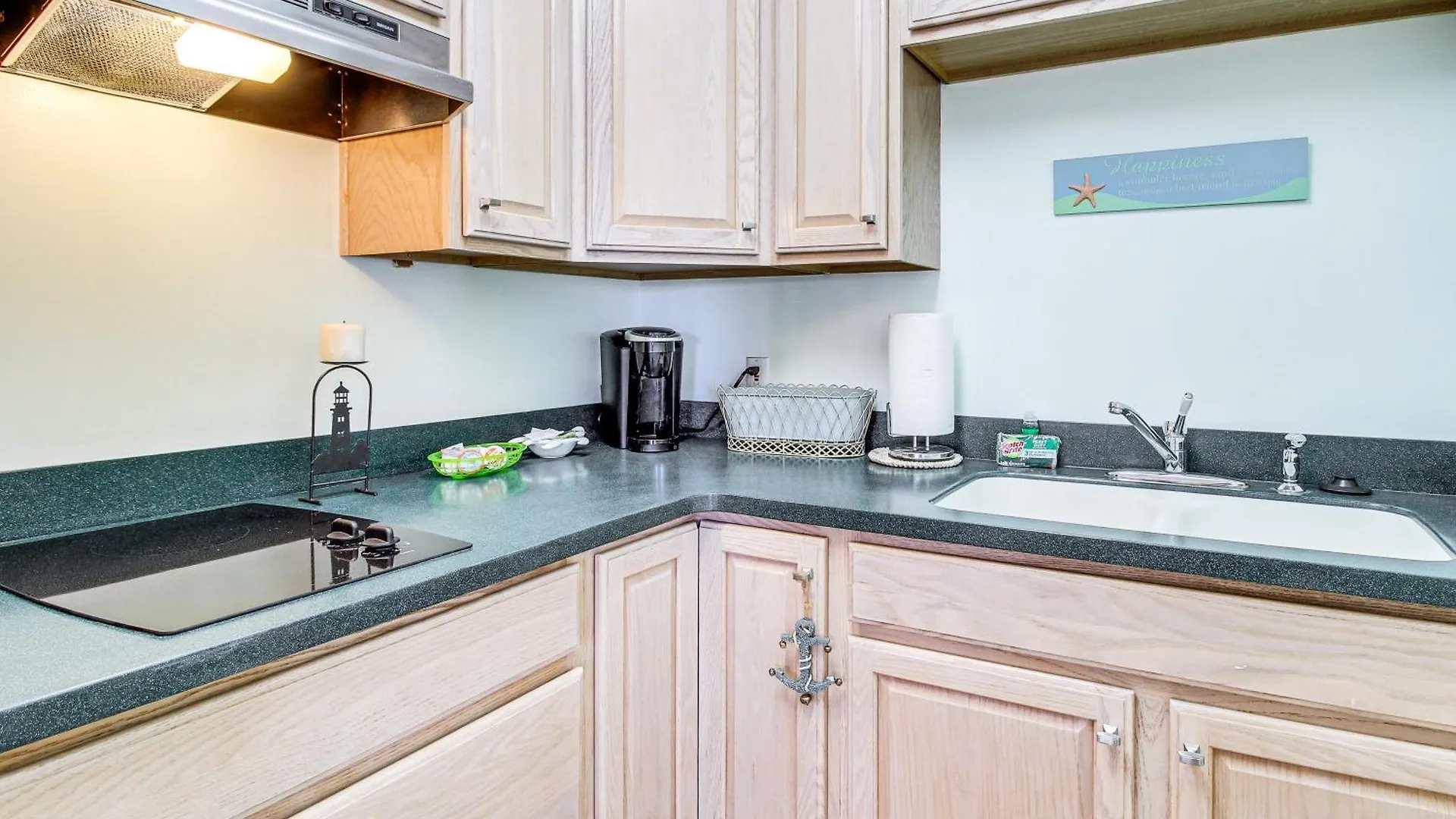 Spacious Retreat With Private Pool * Tybee Island