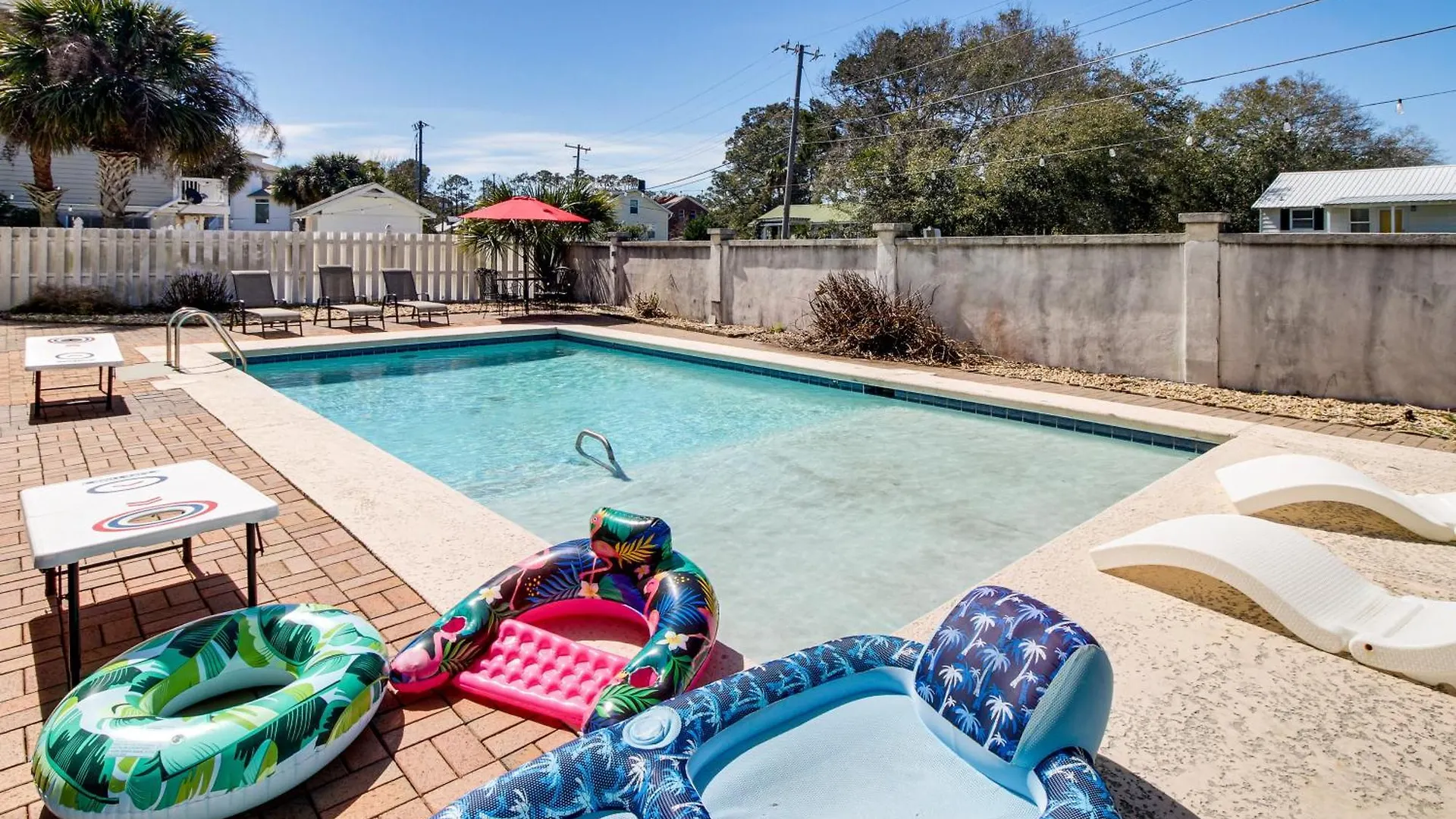 Holiday home Spacious Retreat With Private Pool