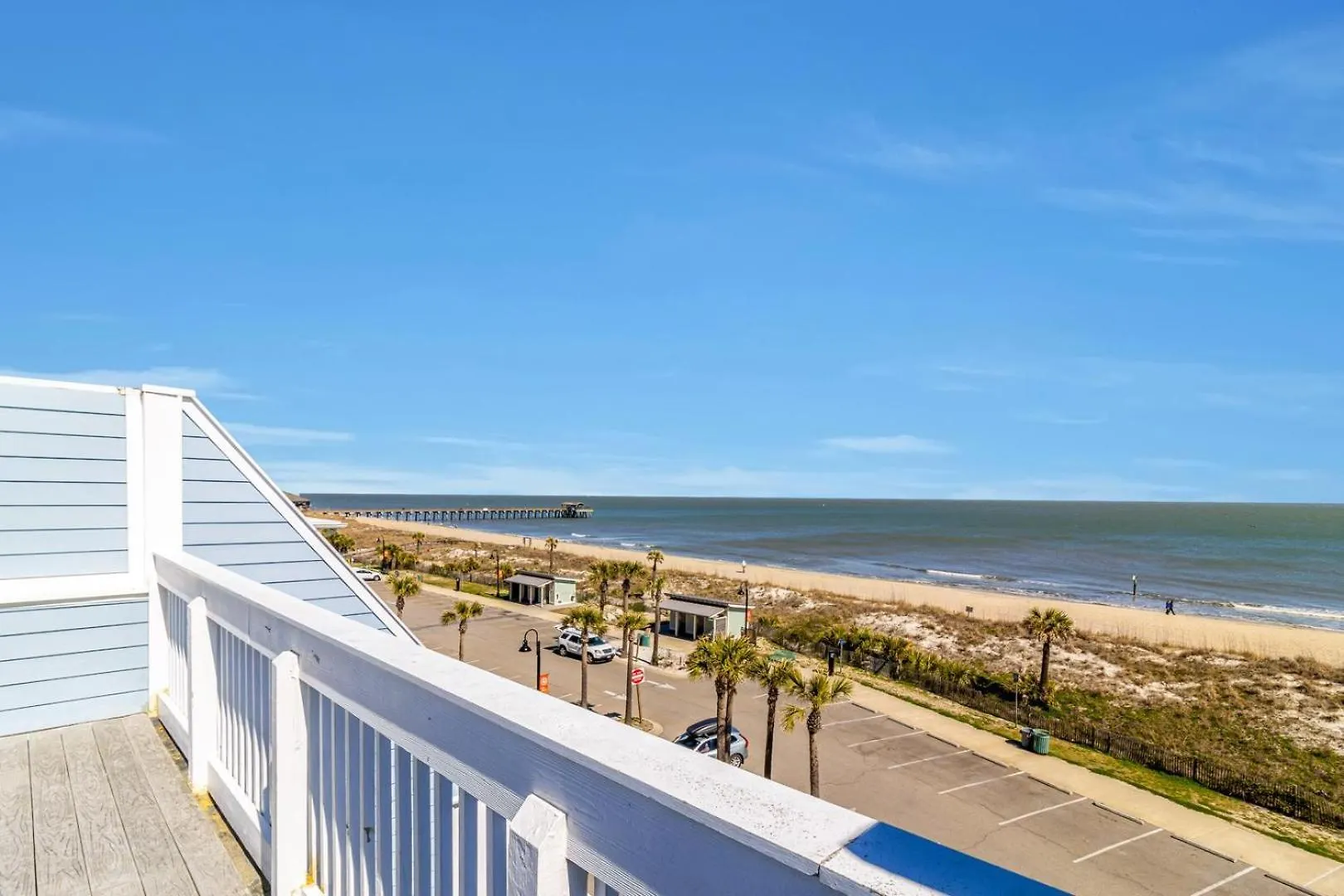 Oceanfront Joe's Place Holiday home