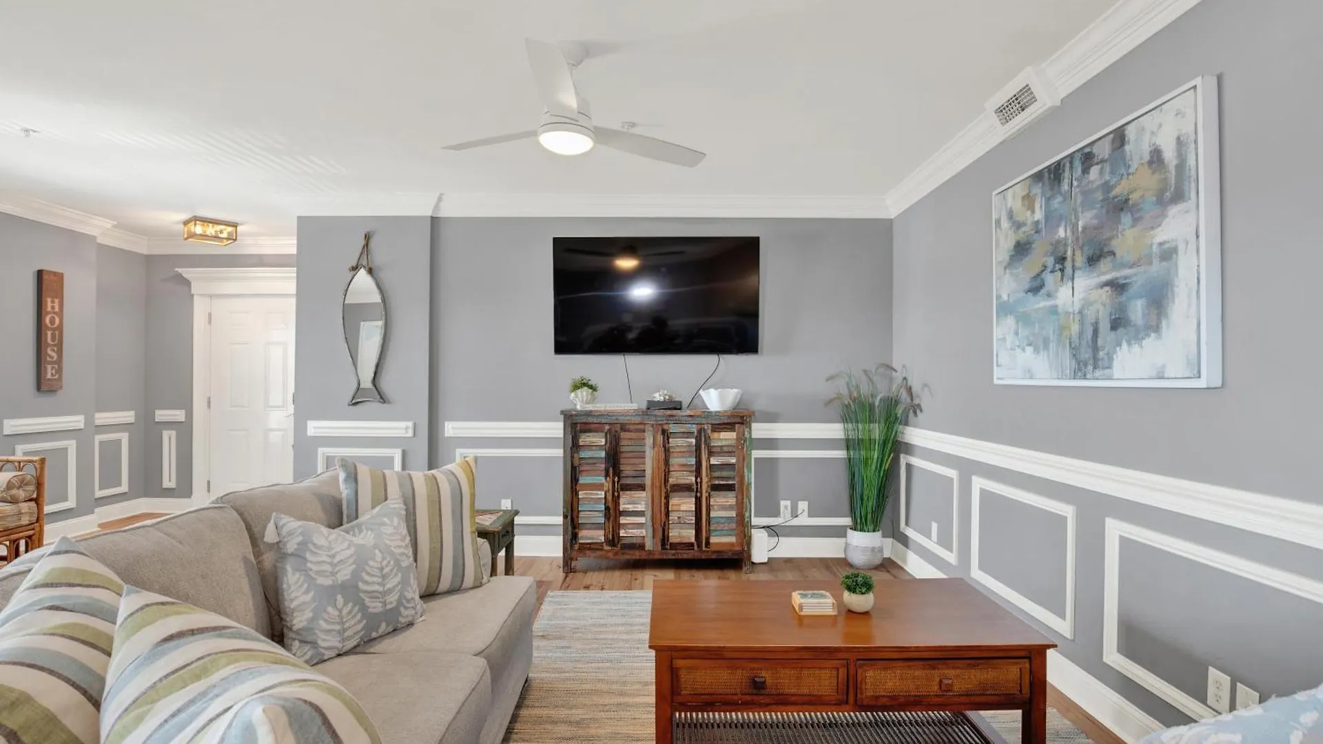 Holiday home Silver Seas 303