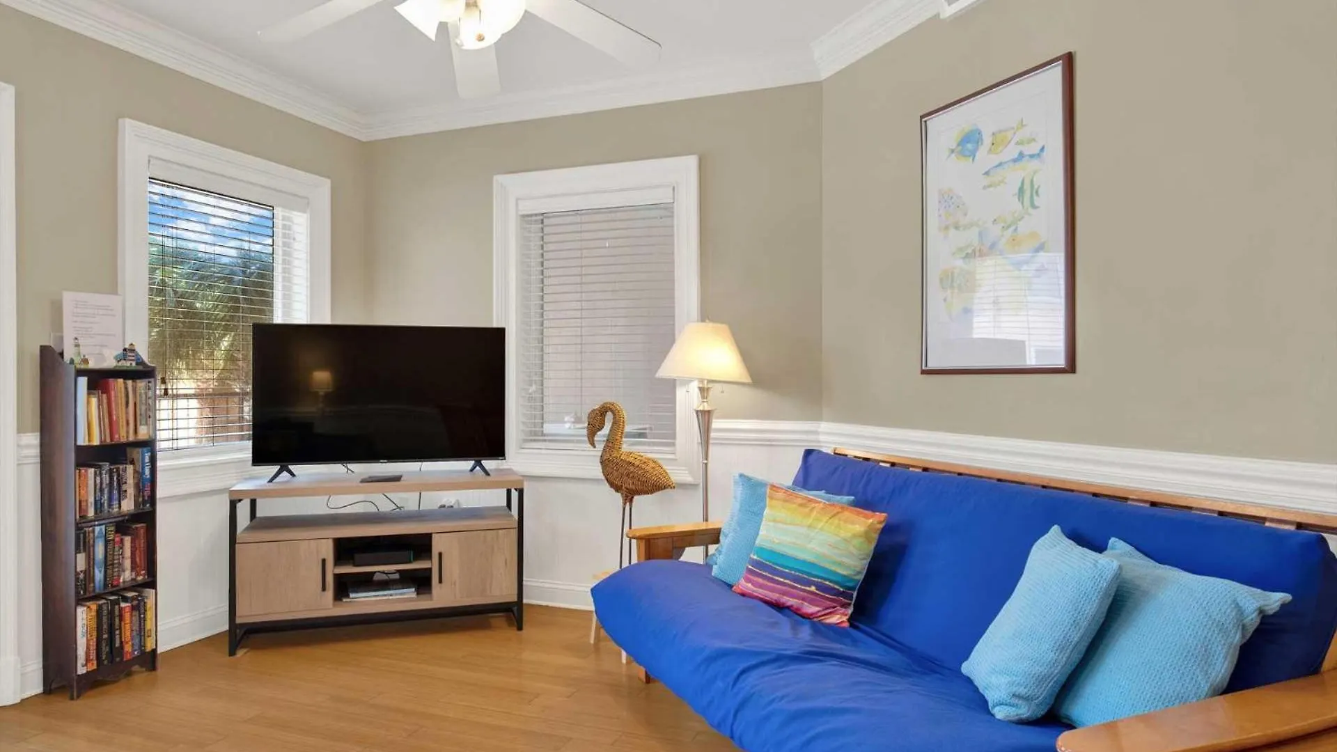 Brass Rail 212 Holiday home