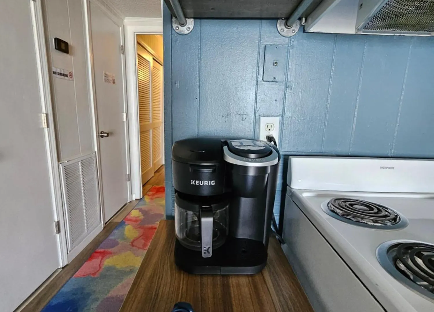 Beachside Condo-water And Pool View Floor Apartment *