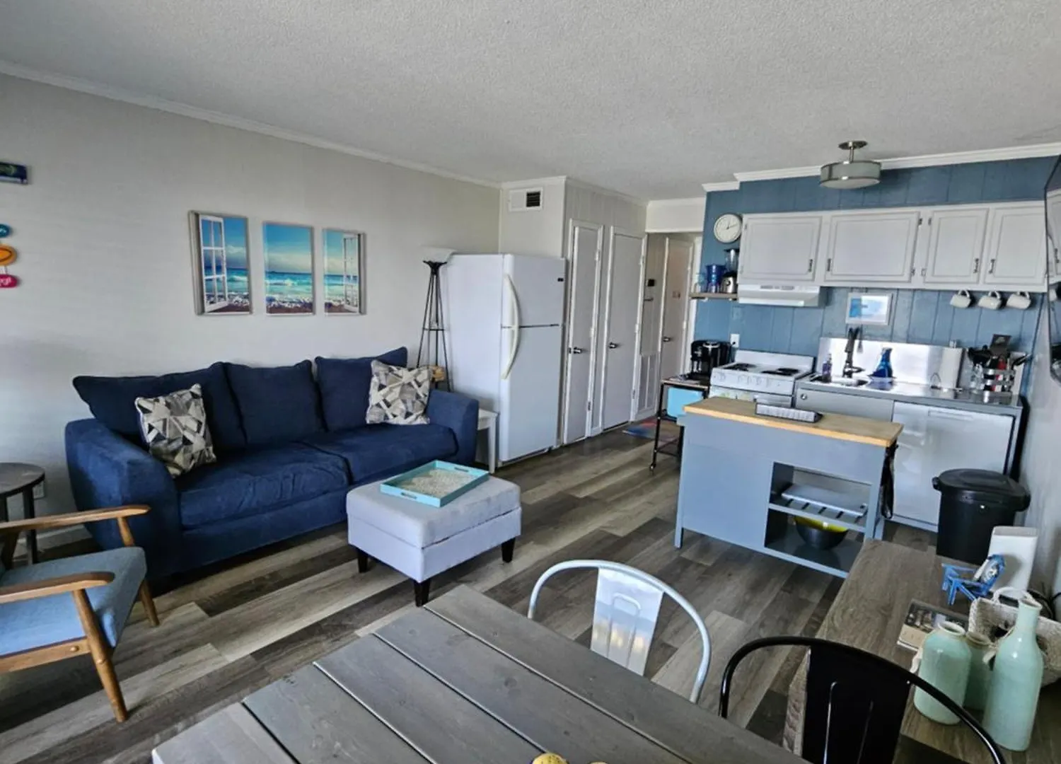 Apartment Beachside Condo-water And Pool View Floor *