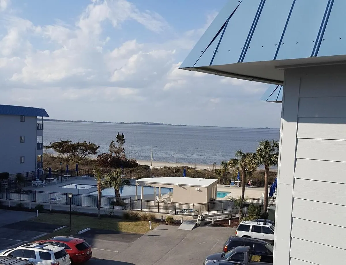 Beachside Condo-water And Pool View Floor Apartment