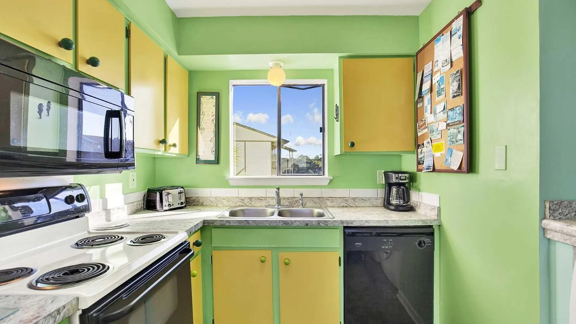 Lighthouse Point 21b