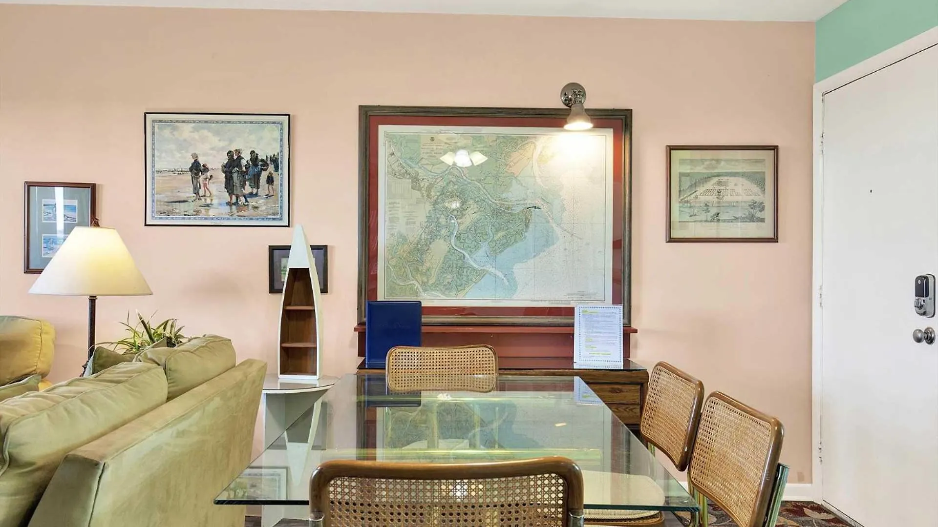 Lighthouse Point 21b *