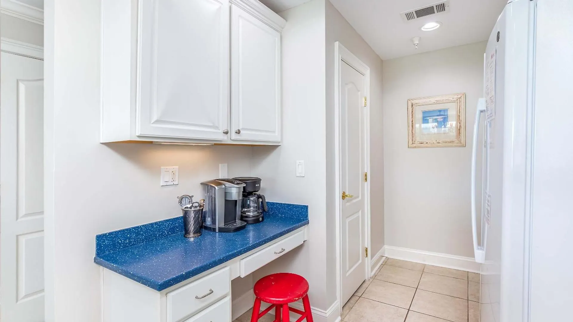 Apartment House 415 *