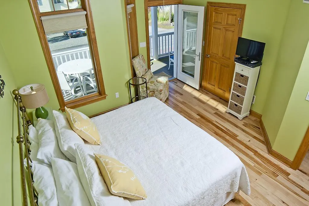 Holiday home Officer's View At Captain's Row - Six Bedroom