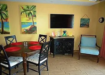 Hotel Tybee Club At Beachside Colony 3*