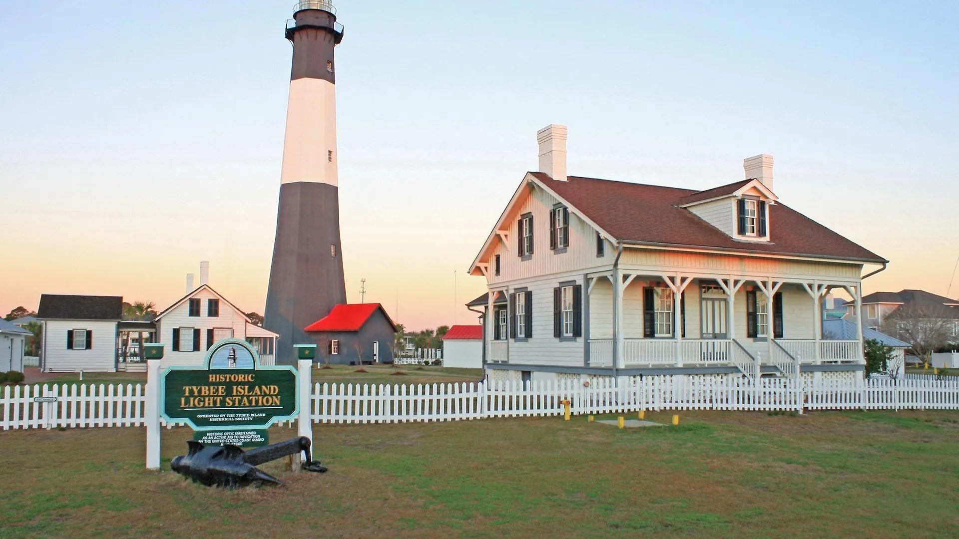 Hotel Tybee 3*