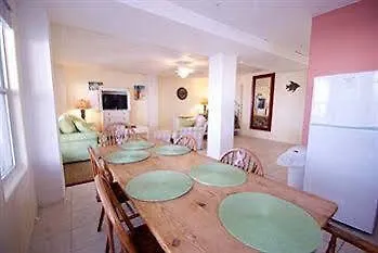 Desoto Gardens Hotel 4*