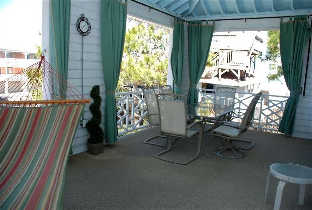Desoto Gardens Hotel
