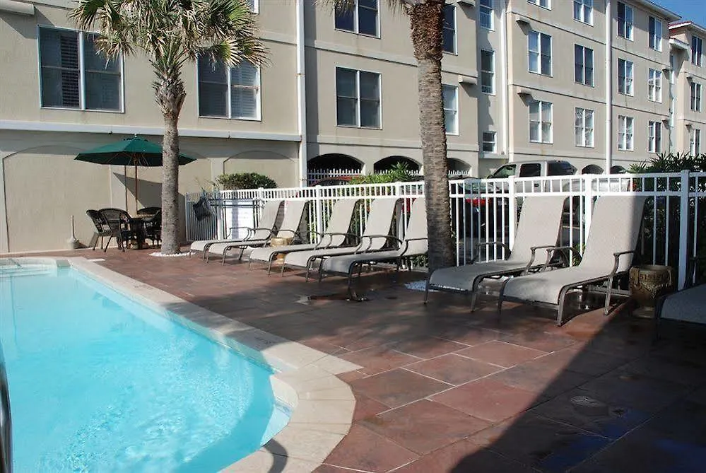 Hotel Desoto Gardens Tybee Island