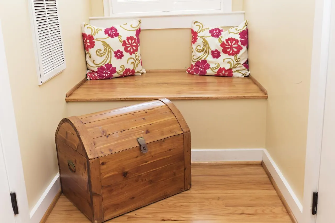 Beachview And Bed & Breakfast Tybee Island