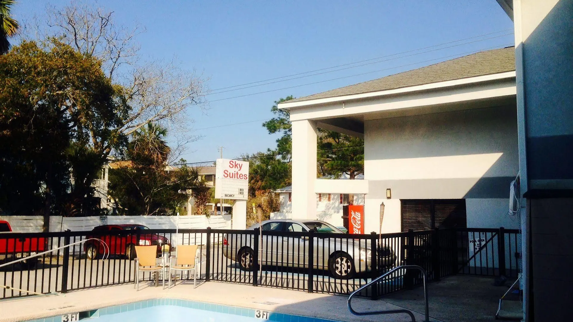 Sky Motel