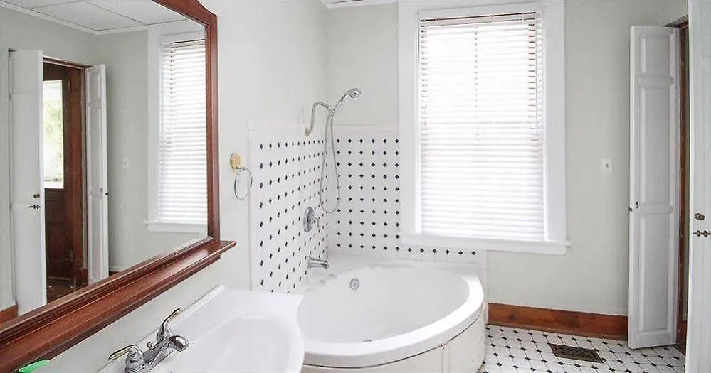 Surf Song Bed & Breakfast Tybee Island