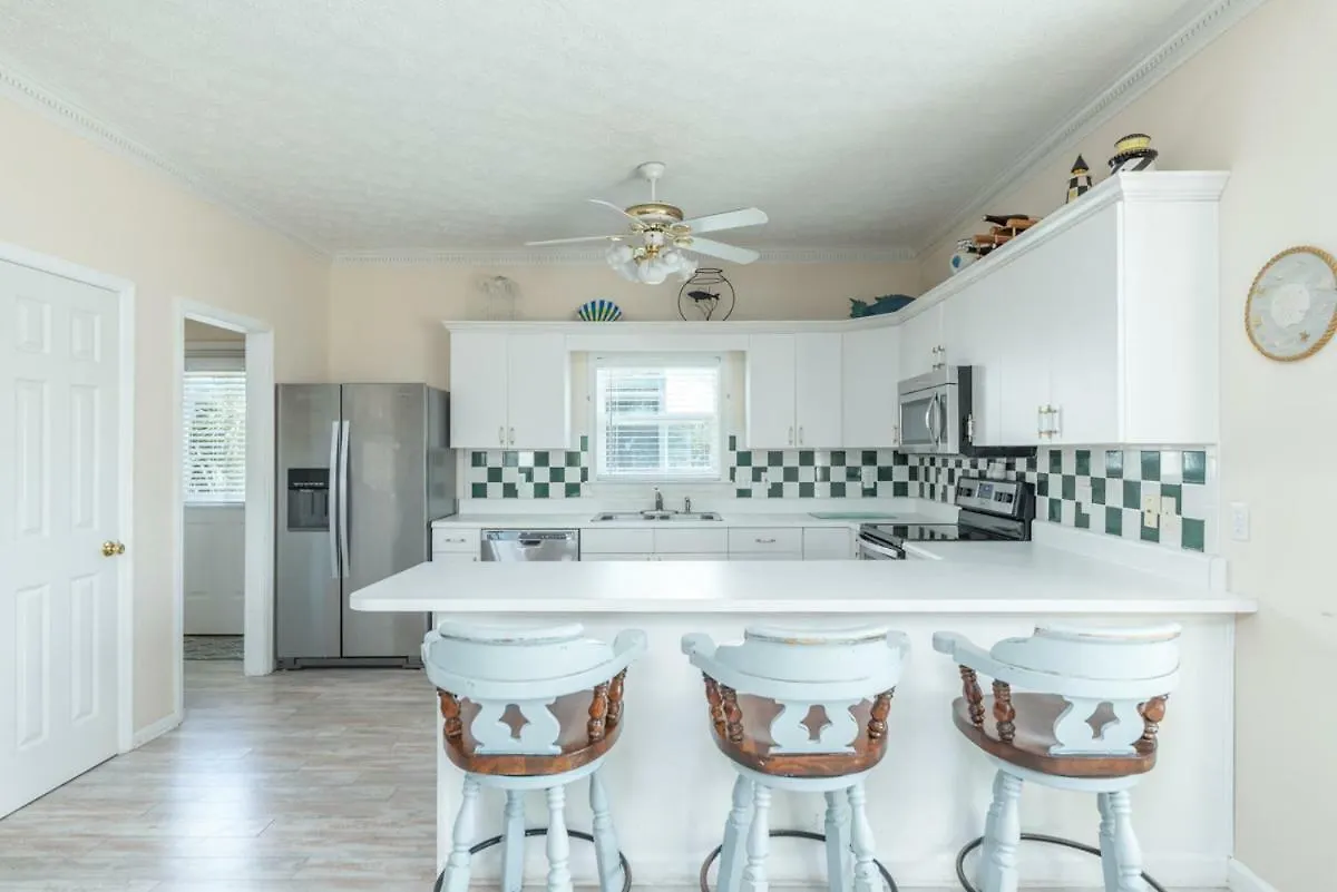 12 Seabreeze Lane Holiday home *