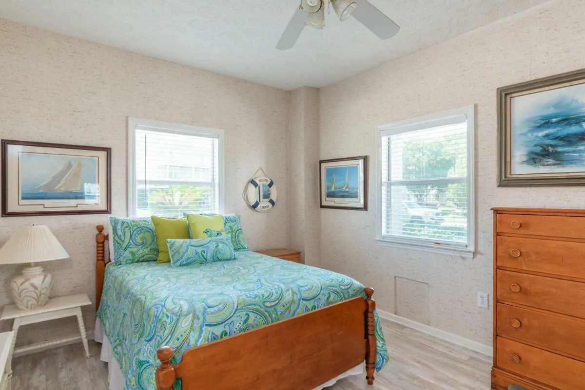 12 Seabreeze Lane Holiday home Tybee Island
