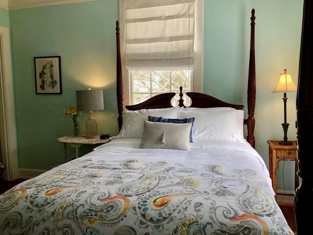 Bed & Breakfast The Lighthouse Tybee Island