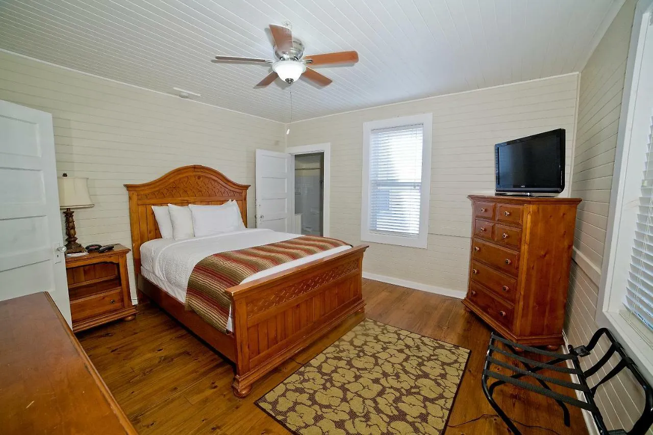 Desoto Terraces Tybee Island