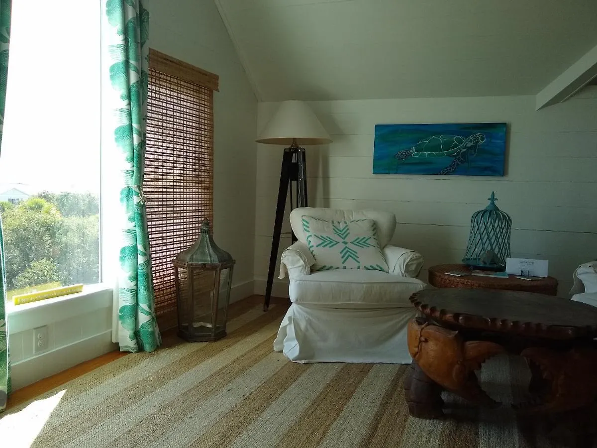 Bed & Breakfast Surf Song