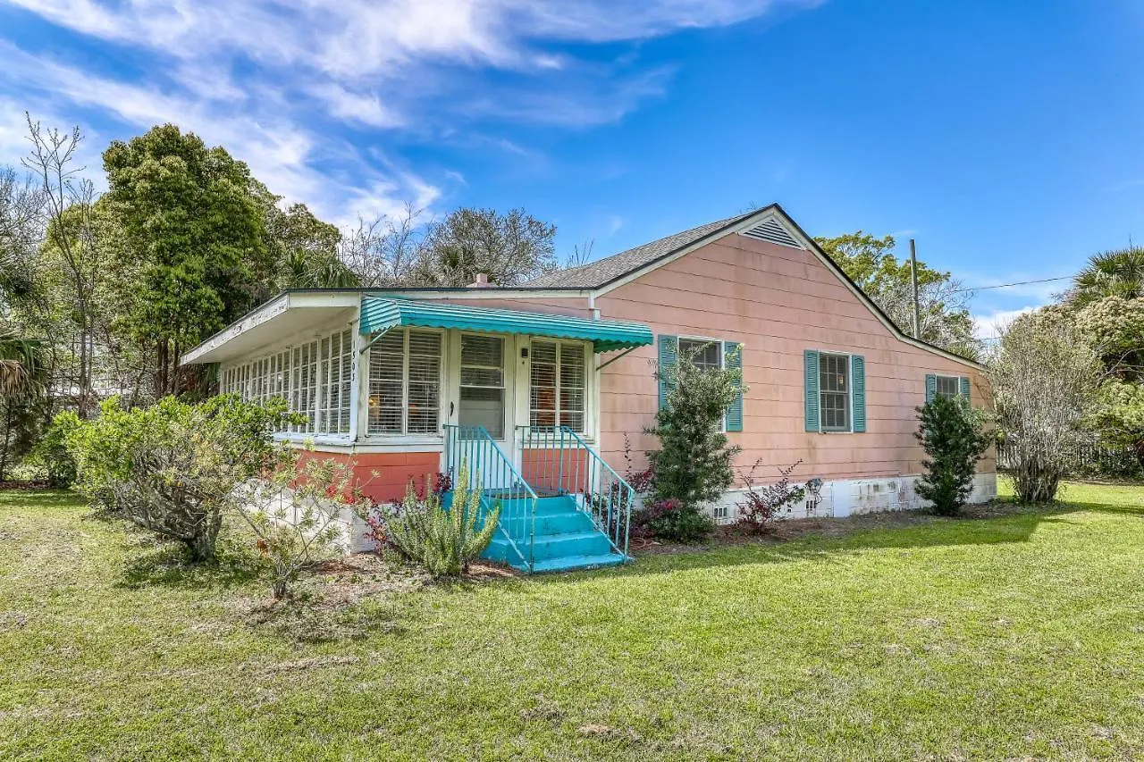 On Jones Holiday home Tybee Island