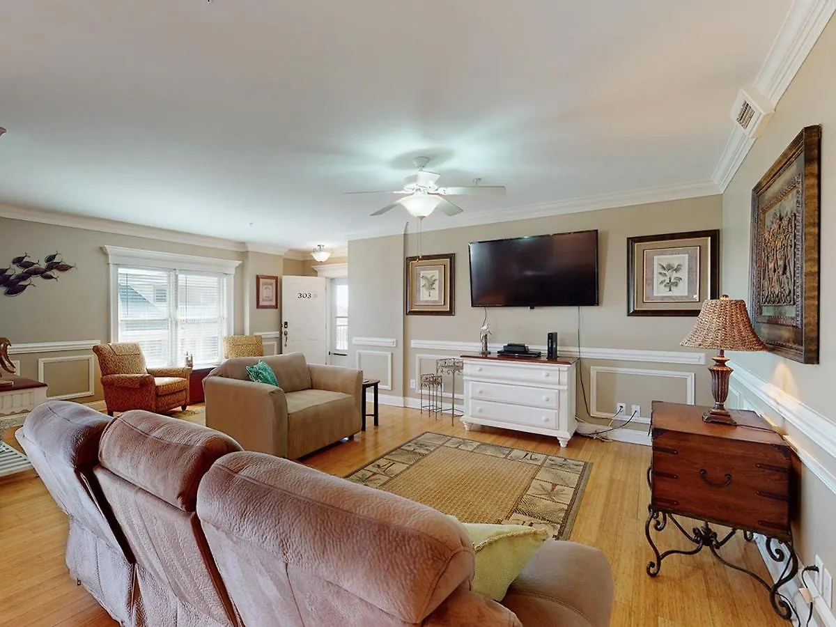 Holiday home Silver Seas 303 *