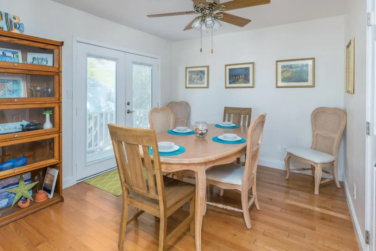 Sandy's Beach House Tatil Evi Tybee Island
