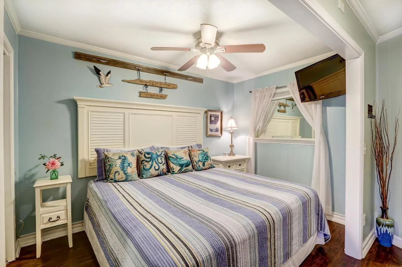Paradise Hideaway Apartment
