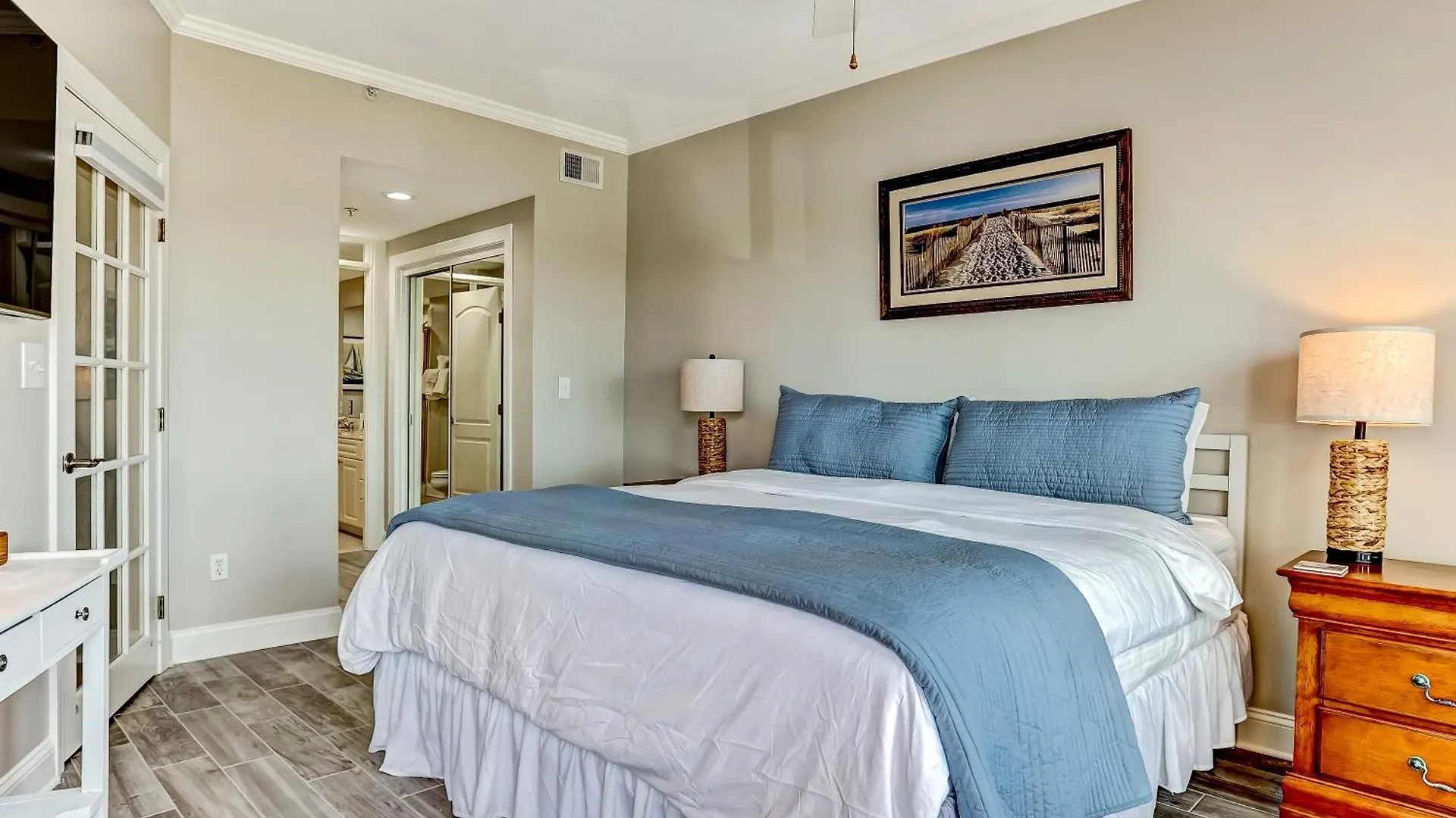 Wonderful Ocean Views, Heated Pool Access, Steps To Beach! By Southern Belle Tybee *