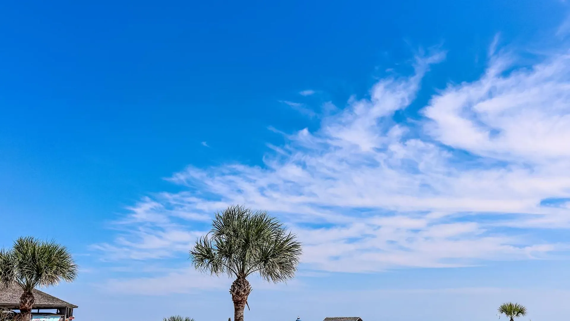 Holiday home Wonderful Ocean Views, Heated Pool Access, Steps To Beach! By Southern Belle Tybee
