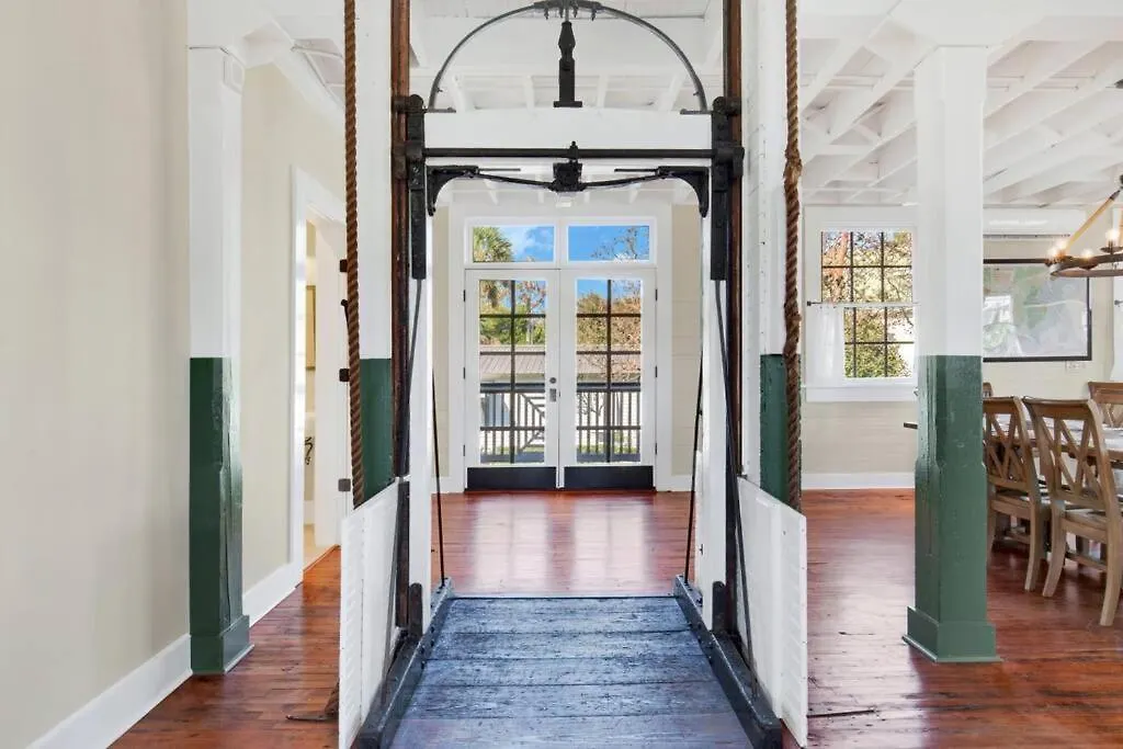 Historic Quarters At The Commissary Unit 3 Tybee Island
