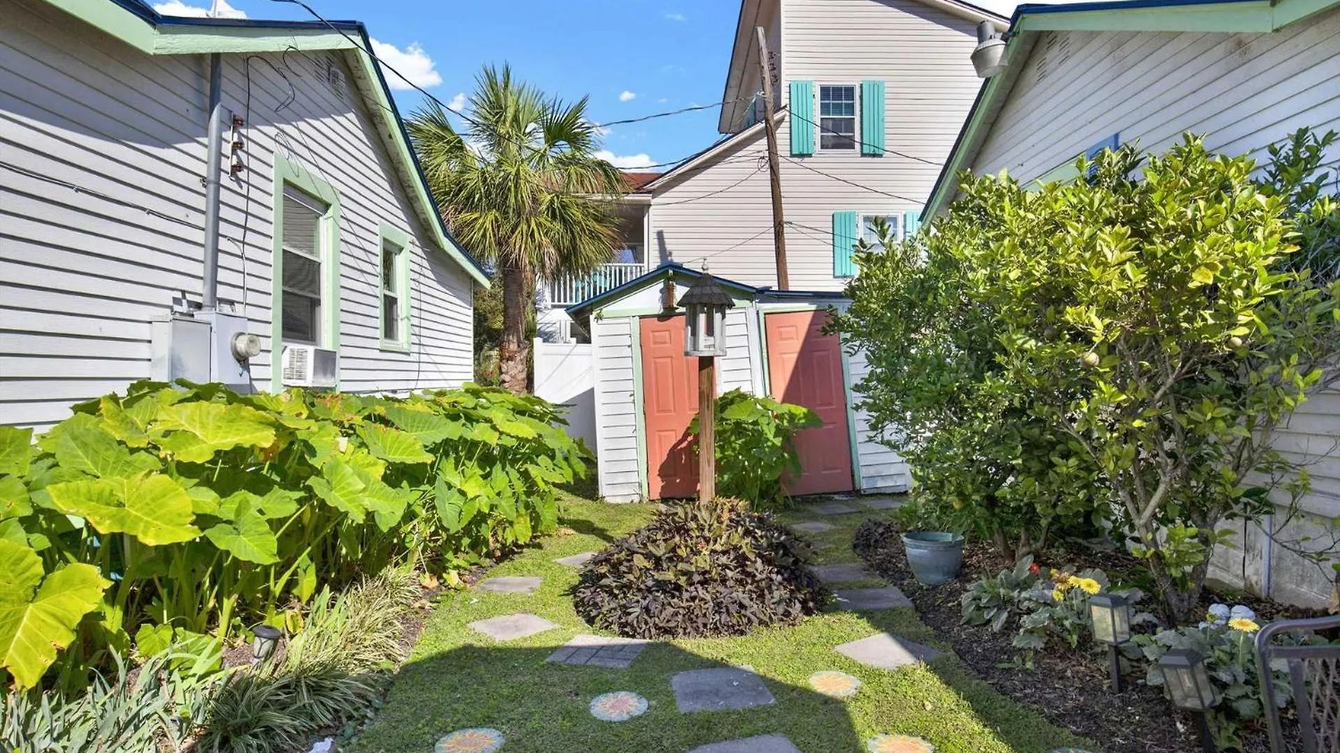 Suncatcher 1508-2nd Avenue A * Tybee Island