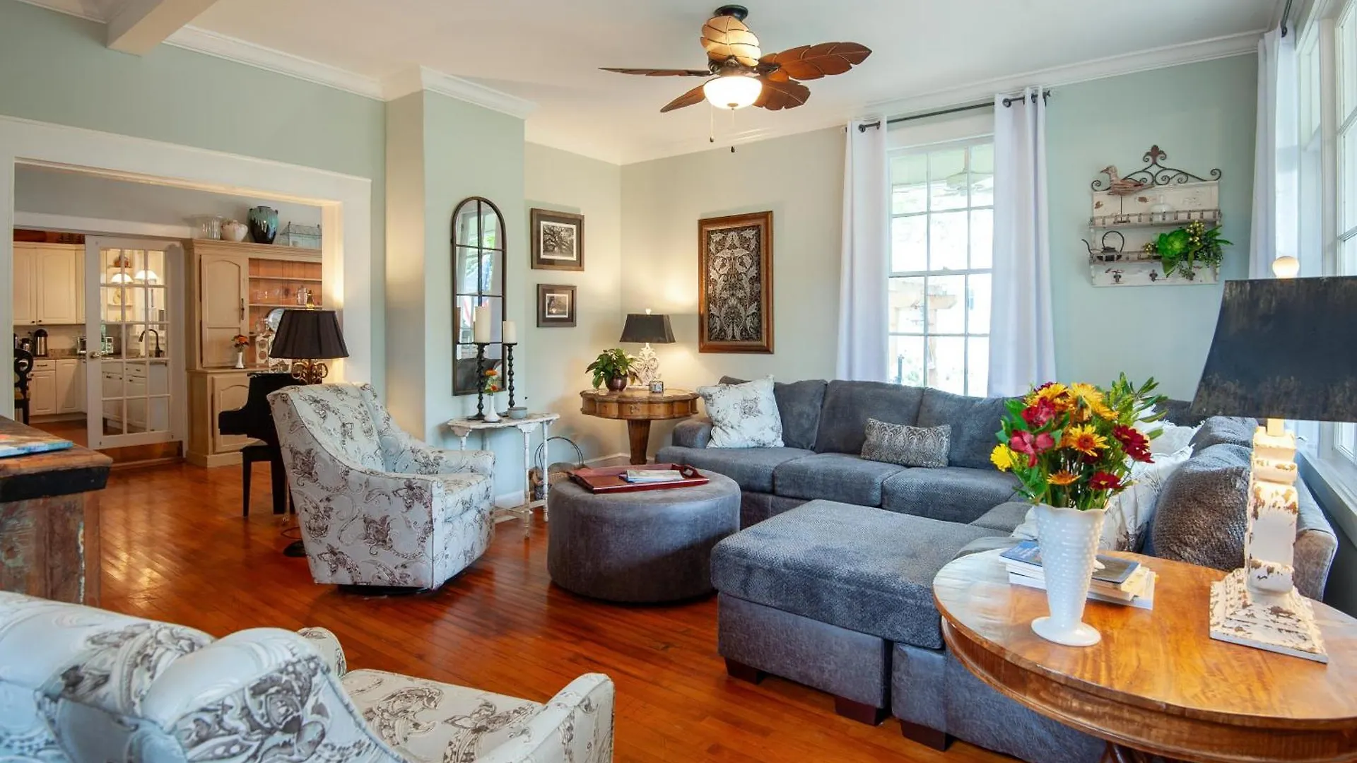 1 The Watch Bed & Breakfast