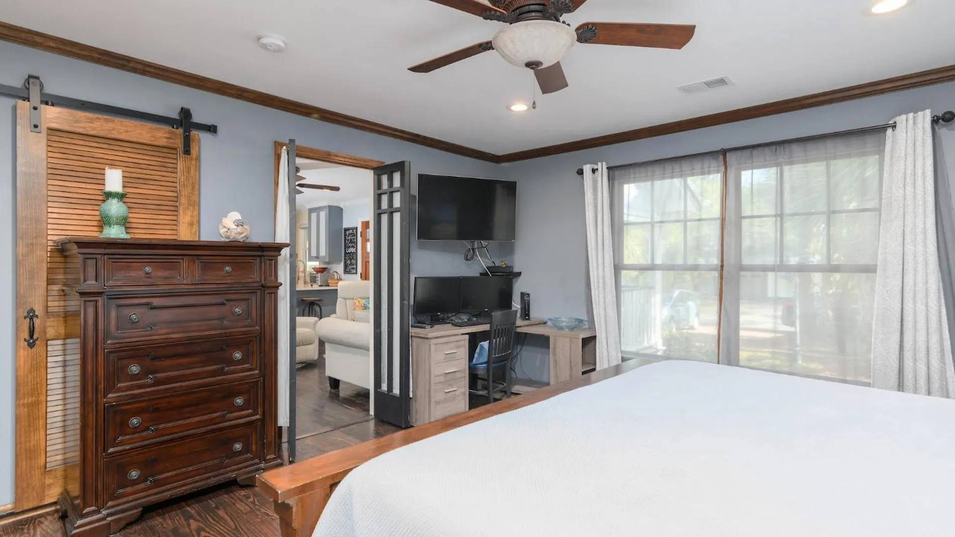 Neptunes Haven Holiday home